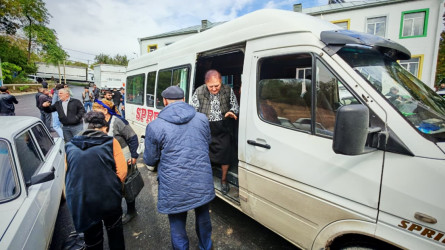 Növbəti köç karvanı Həsənriz kəndinə çatıb