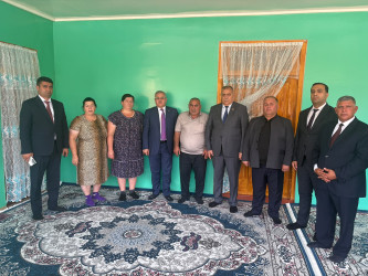 Tərtər Rayon İcra Hakimiyyətinin başçısı 27 Sentyabr – Anım Günü ilə əlaqədar Vətən müharibəsinin mülki şəhidi Orxan İsmayılzadənin ailəsini ziyarət edib