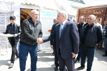 Rayon rəhbəri şəhid Arif Muxtarovun anasının yas mərasimində iştrak edib