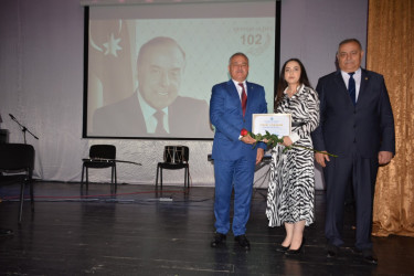 Tərtərdə 15 İyun - Milli Qurtuluş Gününə həsr olunmuş “Qurtuluşdan Zəfərə aparan yol” mövzusunda elmi-praktik konfrans keçirilib.