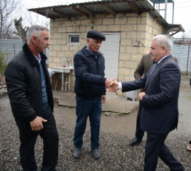 İcra başçısı Birinci Qarabağ müharibəsi əlili İfrail Məmmədovu ziyarət edib