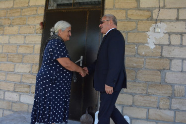 Tərtər Rayon İcra Hakimiyyətinin başçısı 27 Sentyabr – Anım Günü ilə əlaqədar Vətən müharibəsi şəhidi Əliyev Elməddinin ailəsini ziyarət edib