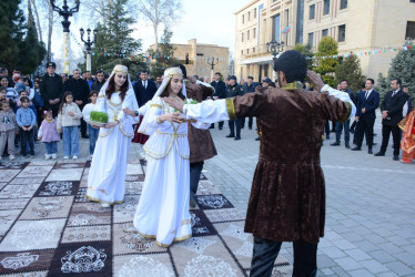 Tərtərdə İlaxır Çərşənbə qədim adət-ənənələrlə və böyük coşqu ilə qeyd olunub