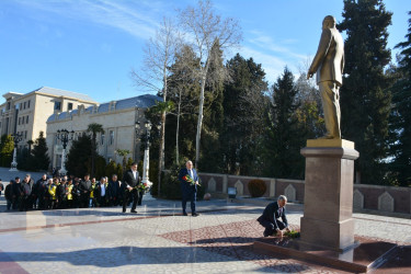 Tərtərdə avtomobil yolları işçilərinin peşə bayramı qeyd olunub