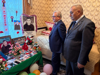 Tərtər Rayon İcra Hakimiyyətinin başçısı 27 Sentyabr – Anım Günü ilə əlaqədar Vətən müharibəsinin mülki şəhidi Orxan İsmayılzadənin ailəsini ziyarət edib