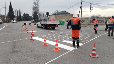 Tərtər şəhəri ərazisində yol nişanlarının və nişanlanma xətlərinin bərpası davam etdirilir