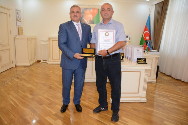 Tərtərdə “Konstitusiya və Suverenlik İli” çərçivəsində  milli mətbuatın  150 illik  yubileyi münasibəti ilə mətbuat işçiləri ilə görüş keçirilib
