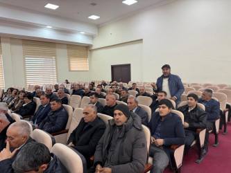 “Baytarlıq sahəsində həyata keçirilən xidmətlərin təkmilləşdirilməsi ilə bağlı bəzi tədbirlər haqqında” Azərbaycan Respublikası Prezidentinin 2020-ci il 22 aprel tarixli, 998 nömrəli Fərmanının 6-cı bəndinə uyğun olaraq Tərtər Rayon İcra Hakimiyyətinin inzibati binasında tədbir keçirilmişdir.