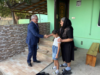 Tərtər Rayon İcra Hakimiyyətinin başçısı 27 Sentyabr – Anım Günü ilə əlaqədar Vətən müharibəsi şəhidi Elnur Hüseynovun ailəsini ziyarət edib