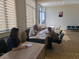 Tərtər Rayon İcra Hakimiyyətində mütəmadi olaraq vətəndaşların müraciətləri dinlənilir