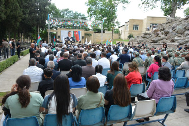 Tərtərdə Ümummilli Lider Heydər Əliyevin anadan olmasının 102-ci ildönümünə həsr olunmuş konsert proqramı təşkil olunub