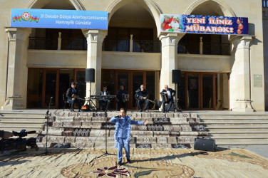 Tərtərdə 31 Dekabr – Dünya Azərbaycanlılarının Həmrəyliyi Günü və Yeni İl münasibətilə bayram konserti keçirilib