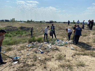 “Yaşıl dünya naminə həmrəylik ili” çərçivəsində növbəti təmizlik aksiyası Tərtər Suqovuşan avtomobil yolunun ətrafında keçirilib