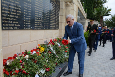 Tərtərdə 27 sentyabr-Anım Günü ilə əlaqədar Şəhidlər Abidə Kompleksi ziyarət edilib