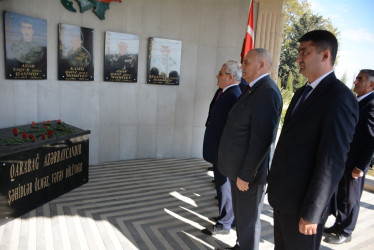 Rayon rəhbərinin növbəti səyyar-qəbul görüşü Ələsgərli kəndində keçirilib