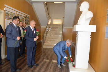“28 May -  tarixin yaddaşında müstəqillik və milli iradə günüdür”