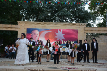 Tərtərdə 15 iyun Milli Qurtuluş Gününə həsr olunmuş konsert proqramı təşkil olunub
