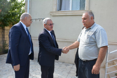 Tərtər Rayon İcra Hakimiyyətinin başçısı 27 Sentyabr – Anım Günü ilə əlaqədar Vətən müharibəsi şəhidi Xəyal Aslanovun ailəsini ziyarət edib