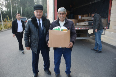 Tərtərdə Ağsaqqallara bayram sovqatı paylanıb