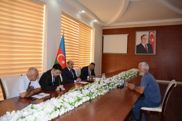 “Azəristiliktəchizat” ASC-nin sədri Tərtər rayonunda Tərtər və Bərdə rayonlarından olan sakinlərin müraciətlərini dinləyib