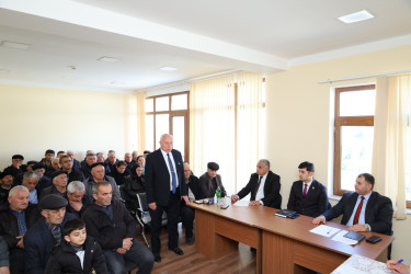 Milli Məclisin deputatı Anar Məmmədov Şıxarx qəsəbəsində Ağdərə rayonundan olan Umudlu kənd sakinləri ilə görüşüb.