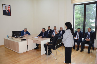 Rayon rəhbəri tərəfindən növbəti dəfə vətəndaşların müraciətləri dinlənilib