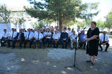 Rayon rəhbərinin İlxıçılar kəndində növbəti səyyar qəbul-görüşü keçirilib