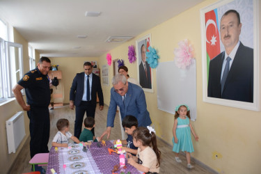 İcra başçısı Bayandur kənd körpələr evi-uşaq bağçasında mövcud şəraitlə tanış olub