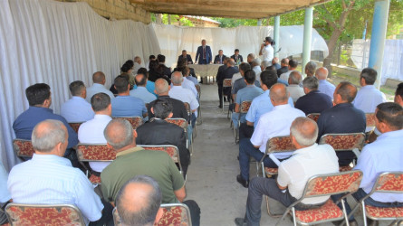 Tərtər Rayon İcra Hakimiyyətinin başçısı Müstəqim Məmmədovun növbəti səyyar-qəbul görüşü Qapanlı kəndində keçirilib