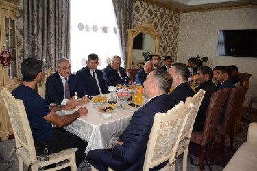 Rayon rəhbəri şəhid Tofiq Quliyevin ailəsini ziyarət edib