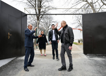 İlham Əliyev Ağdərə rayonunun Çıldıran kəndində görülmüş işlərlə tanış olub