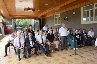 Rayon rəhbərinin növbəti səyyar-qəbul görüşü Hacallı kəndində keçirilib