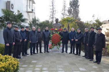 Tərtərdə Azərbaycanın Milli Qəhrəmanı Elman Hüseynovun anım gunu tədbir keçirilib.