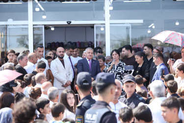 Tərtər şəhərində yeni ticarət mərkəzi istifadəyə verilib