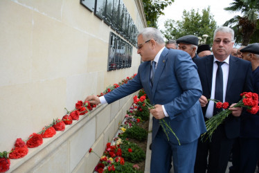 Tərtərdə 27 sentyabr-Anım Günü ilə əlaqədar Şəhidlər Abidə Kompleksi ziyarət edilib