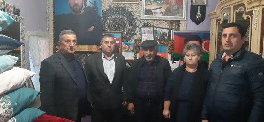 8 noyabr - Zəfər Gününün beşinci ildönümü ilə əlaqədar Vətən Müharibəsi şəhidi Təbriz Cəfərovun ailəsi ziyarət edilib
