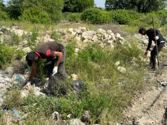 “Yaşıl dünya naminə həmrəylik ili” çərçivəsində növbəti təmizlik aksiyası Tərtər çayının ətrafında keçirilib