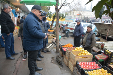 Tərtərdə qanunsuz küçə ticarəti ilə bağlı reyd keçirilib