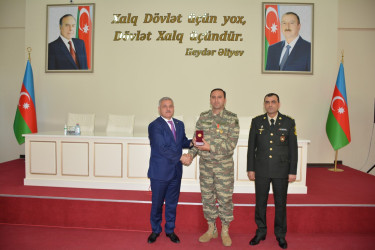 Tərtərdə Vətən müharibəsi qazilərinə və iştirakçılarına medallar təqdim olunub