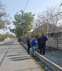 Tərtər şəhərinin Cavanşir küçəsində elektrik dirəkləri və naqilləri yenisi ilə əvəz olunur