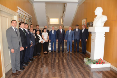“28 May -  tarixin yaddaşında müstəqillik və milli iradə günüdür”