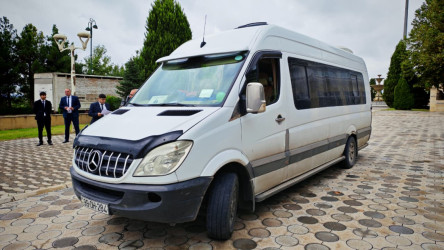 Növbəti köç karvanı Həsənriz kəndinə çatıb