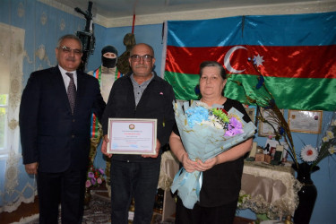 İcra başçısı şəhid, 3-cü dərəcəli “Rəşadət” ordenli Ruslan Lalayevin atasını 60 illik yubileyi münasibəti ilə təbrik edib