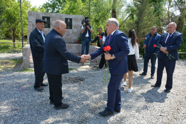 Rayon rəhbərinin İsmayılbəyli kəndində növbəti səyyar qəbul-görüşü keçirilib