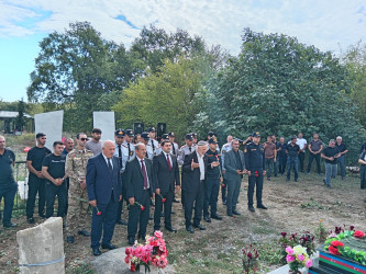 Vətən Müharibəsi şəhidi Rüstəm Hacıyevin şəhadətə qovuşmasının 6-cı ildönümü münasibətilə məzarı ziyarət olunub
