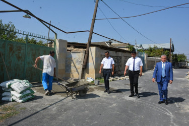 İcra başçısı şəhərin təmir işləri aparılan küçələrində görülən işlərə baxış keçirib