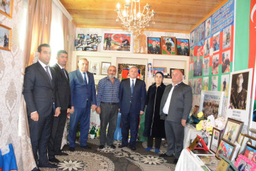 Rayon rəhbəri “Konstitusiya və Suverenlik İli” çərçivəsində şəhid Bağırlı Mirsədinin ailəsini ziyarət edib