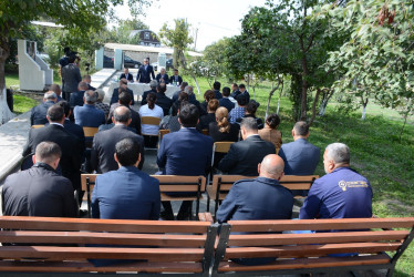 Rayon rəhbərinin növbəti səyyar-qəbul görüşü Düyərli kəndində keçirilib
