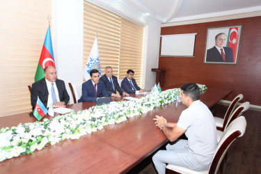 Milli Məclisin deputatı Anar Məmmədov Tərtər rayonunda növbəti vətəndaş qəbulu keçirib