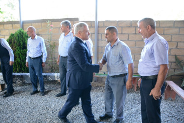 Rayon rəhbəri “Konstitusiya və Suverenlik İli” çərçivəsində Kəngərli kəndində şəhid ailələri və qazilərlə görüş keçirib